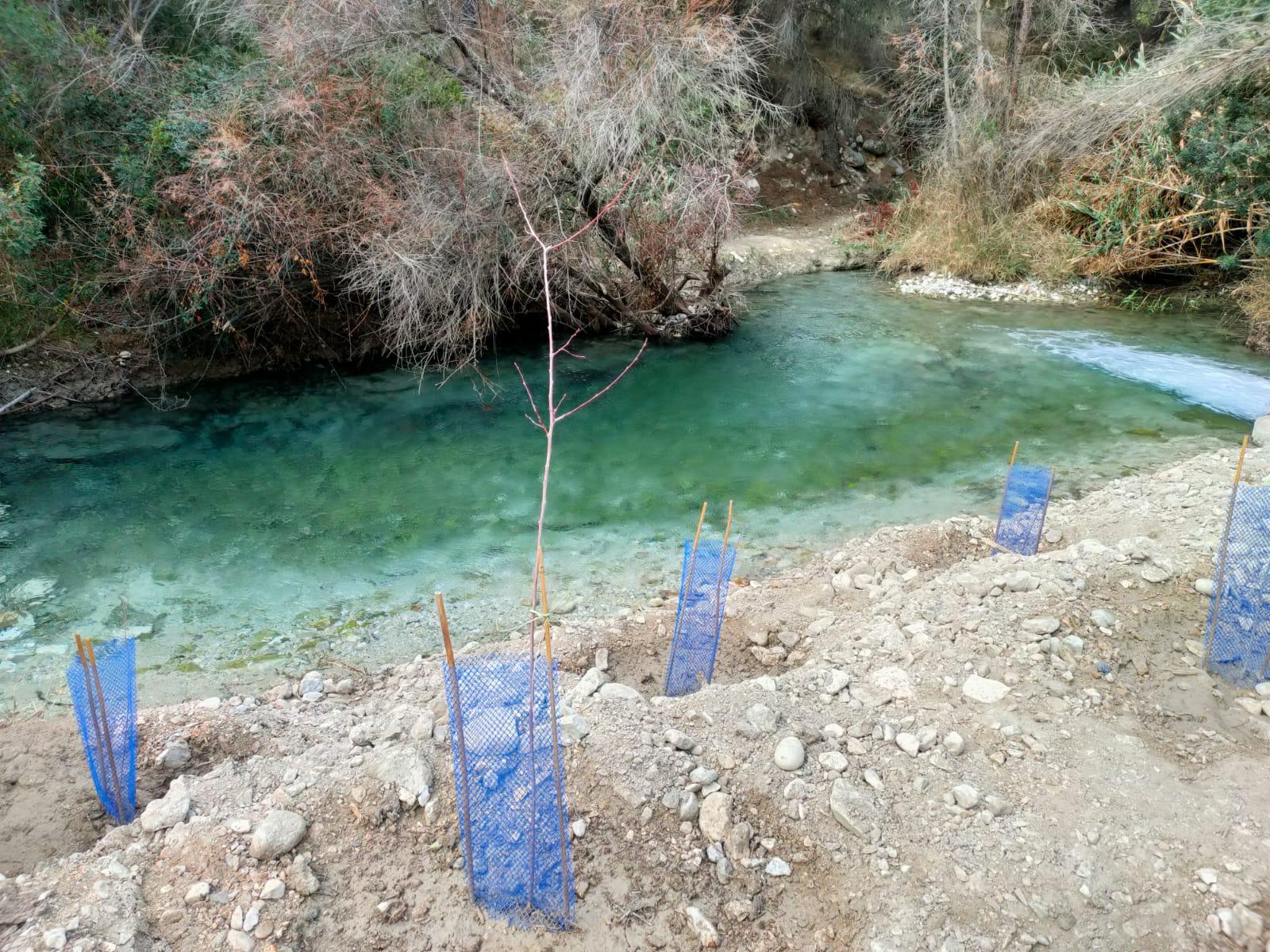 Caudal del Río Luchena en Lorca.