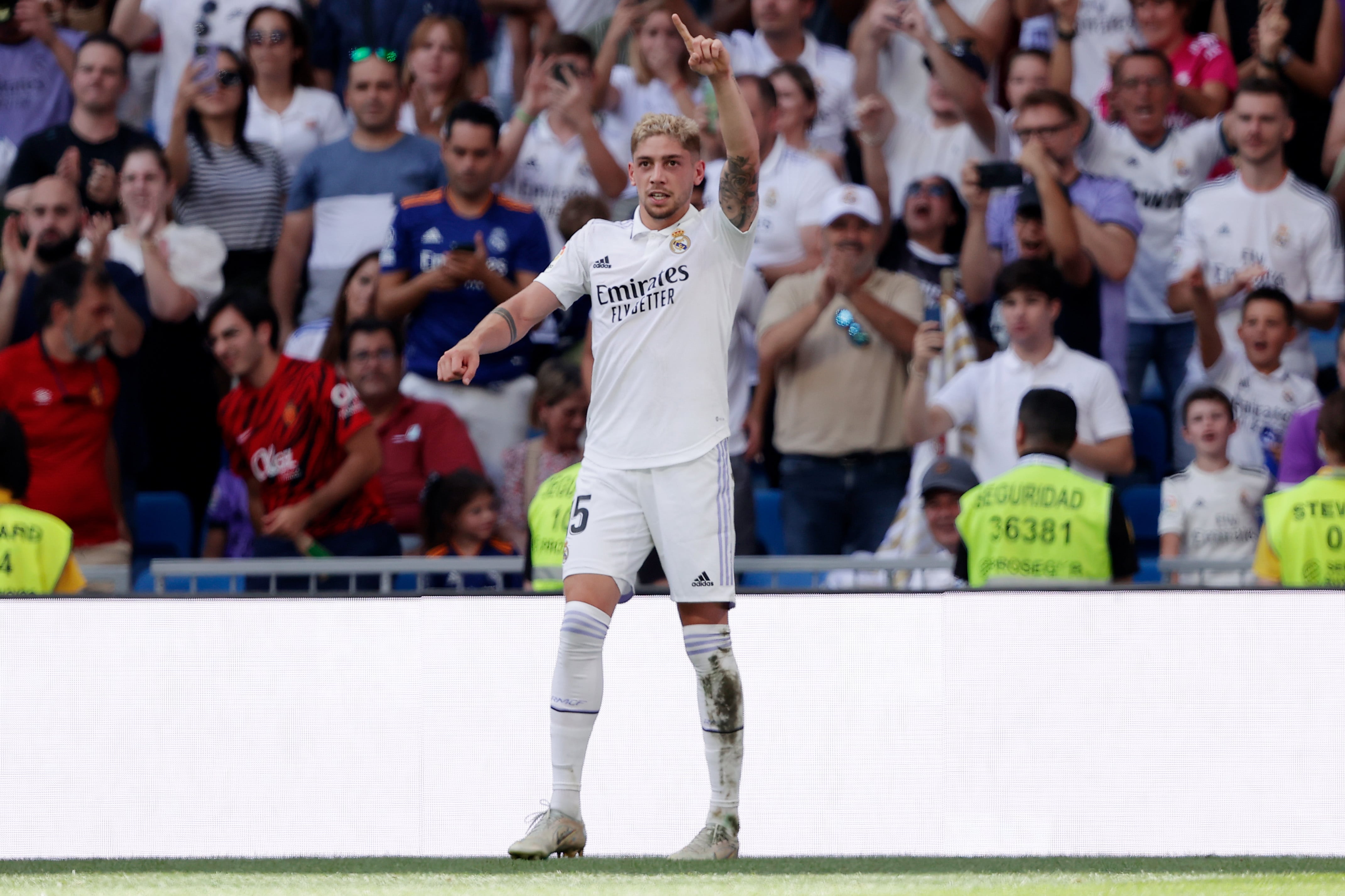 Federico Valverde celebra su gol