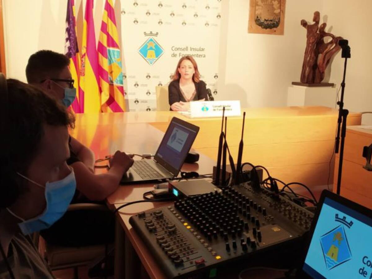 Formentera retoma parte de su actividad y autoriza el acceso a las playas