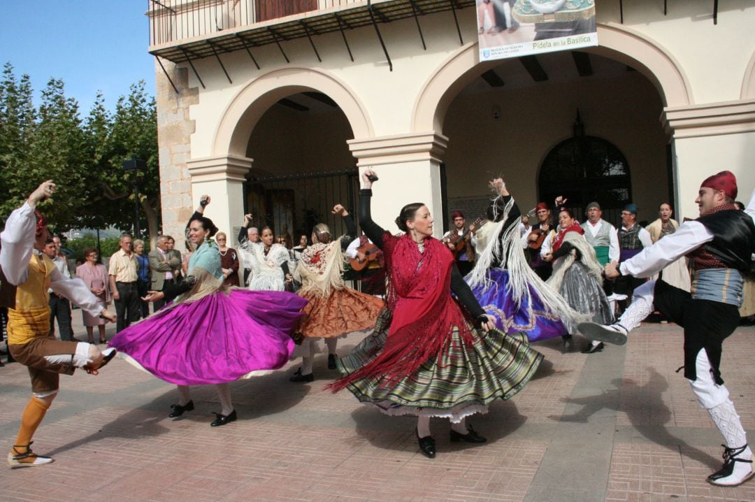 El Centro Aragonés de Castellón también ha preparado hoy una programación especial para honrar a la virgen del Pilar