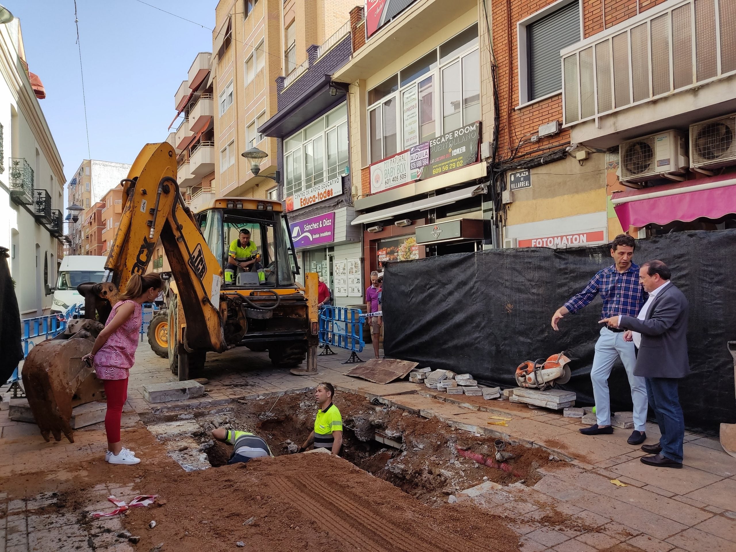 Adolfo Muñiz visita los trabajos de reparación