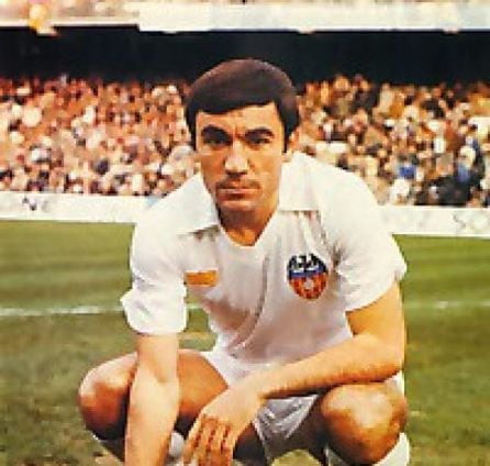 Carrete, durante su etapa en el Valencia CF