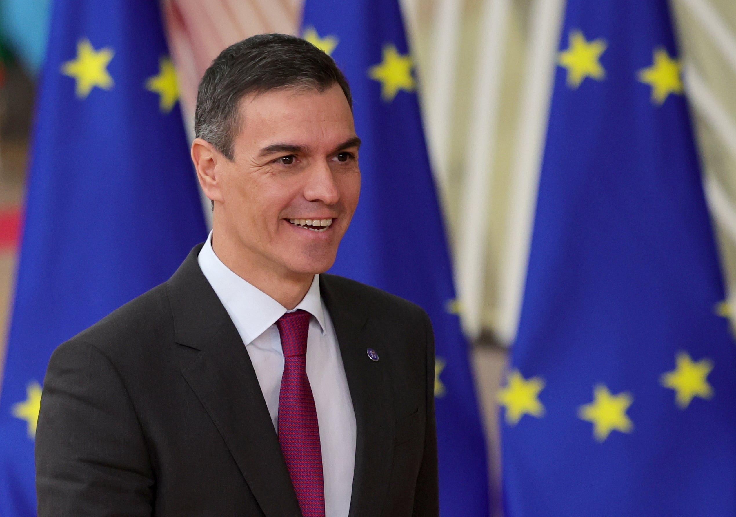 Pedro Sánchez aplaude el trabajo de Pedro Piqueras a través de un tweetEFE/EPA/OLIVIER MATTHYS