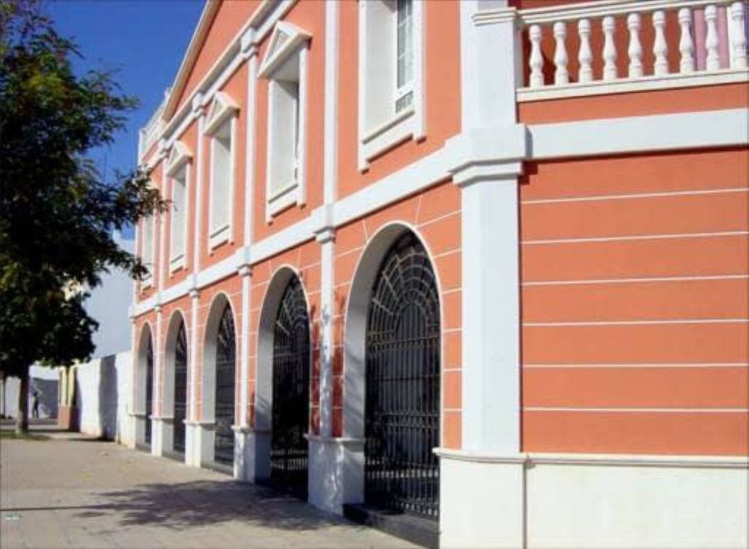 L'Ajuntament vol negociar una cessió de l'immoble per a destinar-lo a usos socials.