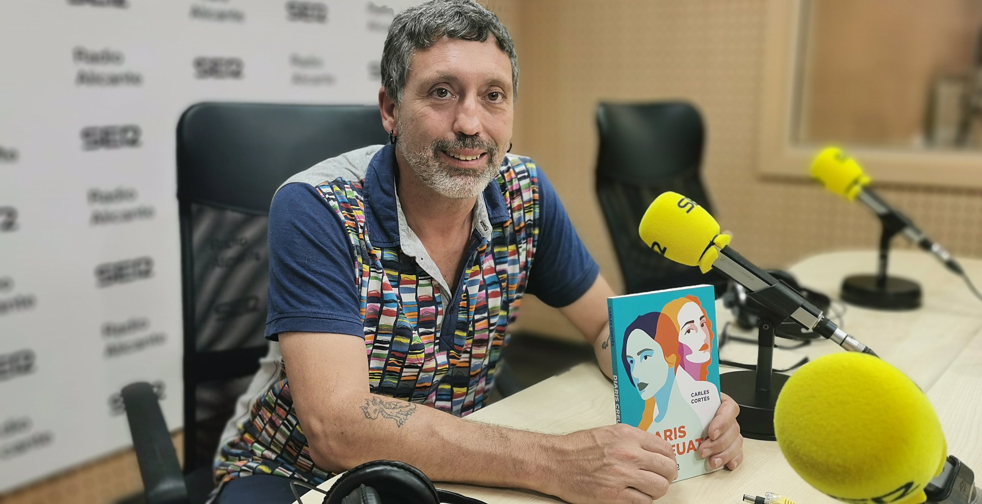 Carles Cortés, autor de &#039;Diaris creuats&#039;, en Hoy por Hoy Alicante