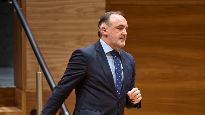 Javier Esparza (UPN), en el Parlamento de Navarra.