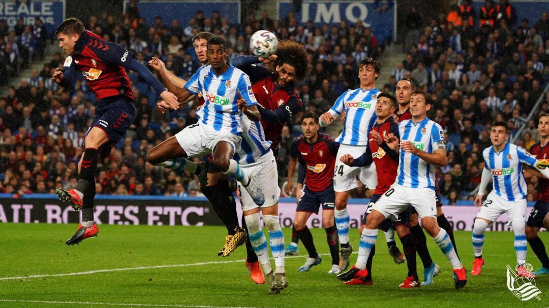 El balón parado sentenció a Osasuna en la eliminatoria de octavos en Anoeta ante la Real