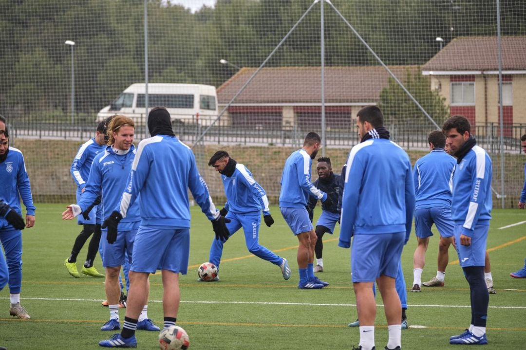 Una sesión de trabajode los blanquiazules en los Anexos de El Montecillo.