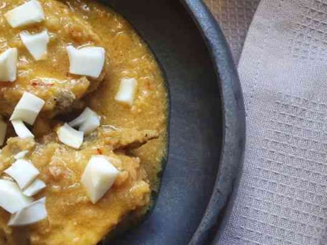 Pollastre en pepitòria