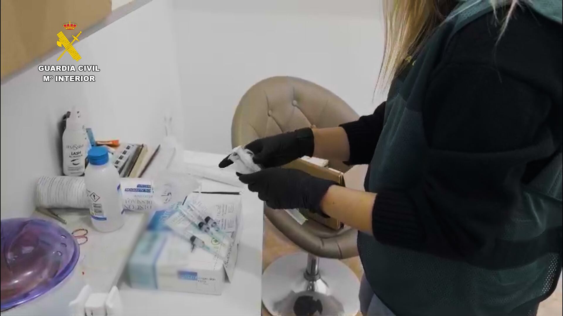 Investigada una falsa médica por realizar cientos de tratamientos estéticos ilegales en Valencia.