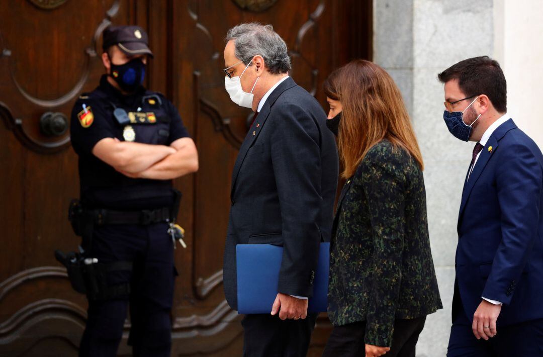 Torra llega al Supremo acompañado de Meritxell Budó y Pere Aragonès