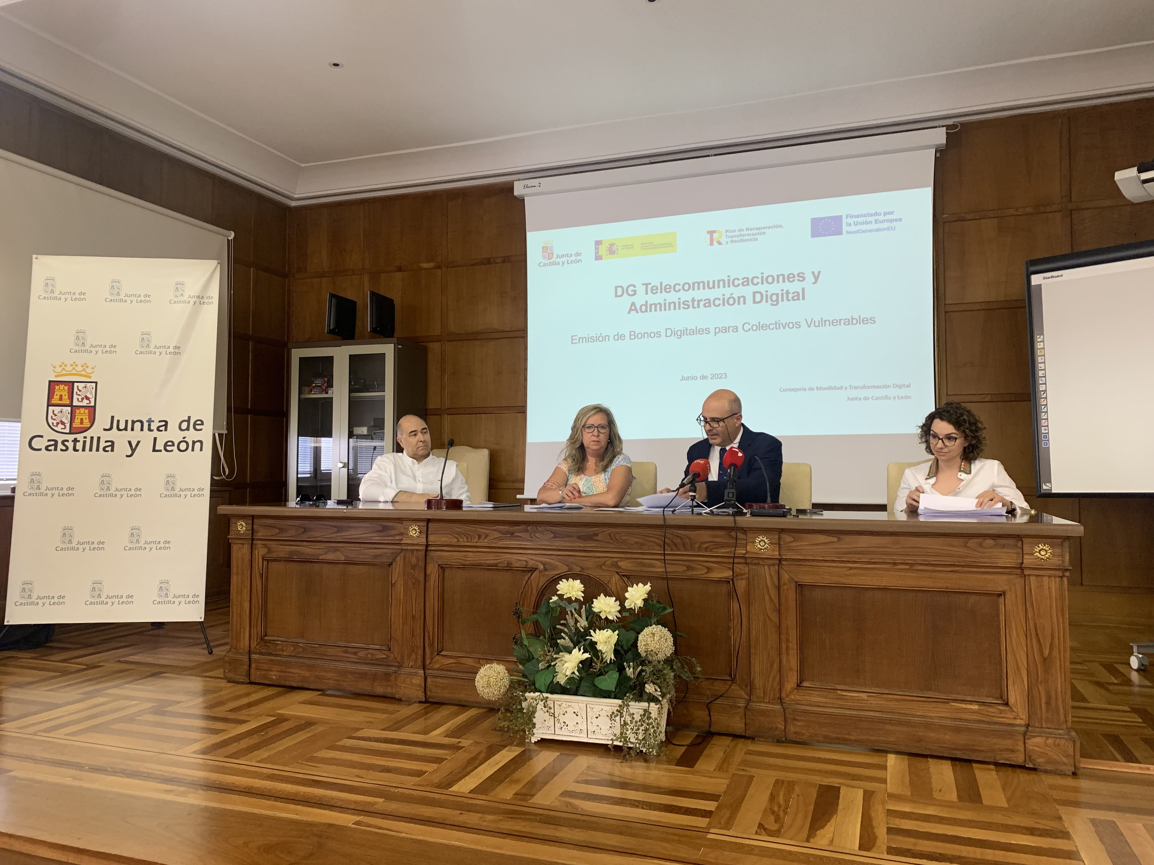 Presentación del bono digital en Palencia