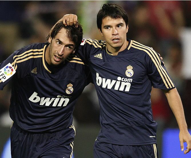 Raúl y Saviola