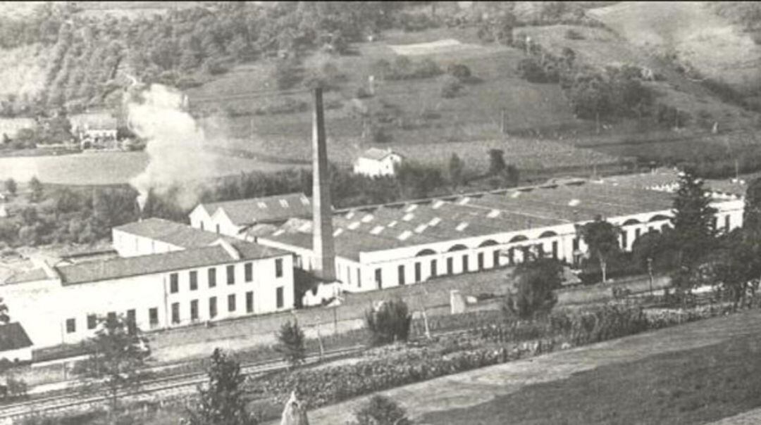Antigua fotografía de la Algodonera de Andoain