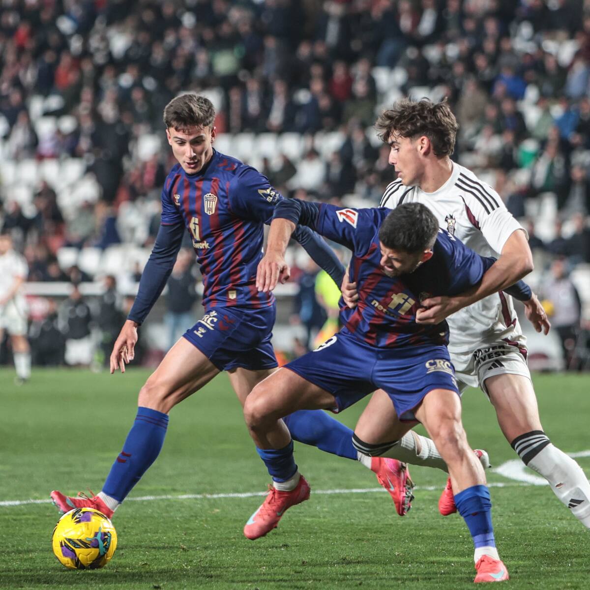 El Eldense recibe al Levante con tres puntos en juego fundamentales para los objetivos de ambos (D. 18.30 h)