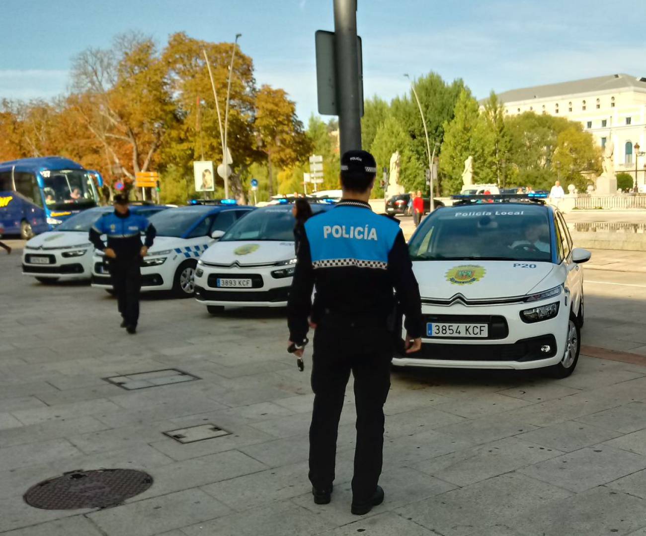 La Policía Local detuvo al joven, que había causado daños en varias terrazas por valor de más de mil euros