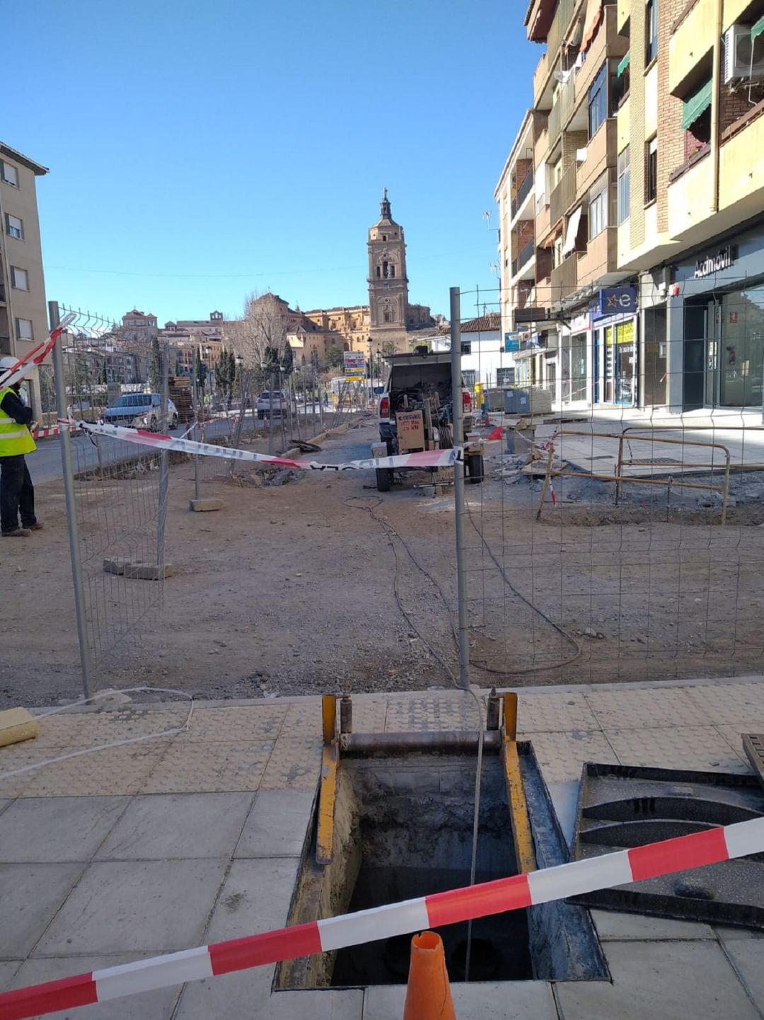 Endesa ha puesto esta semana en servicio una nueva línea de Media Tensión en Guadix. 