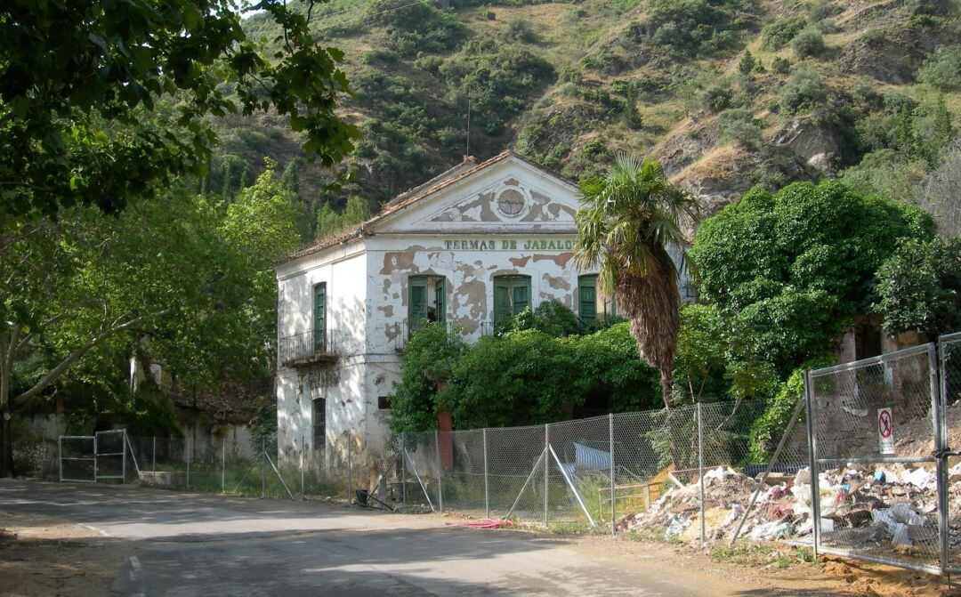 Las Termas de Jabalcuz siguen en un limbo y no ha habido aún solución para este bello enclave