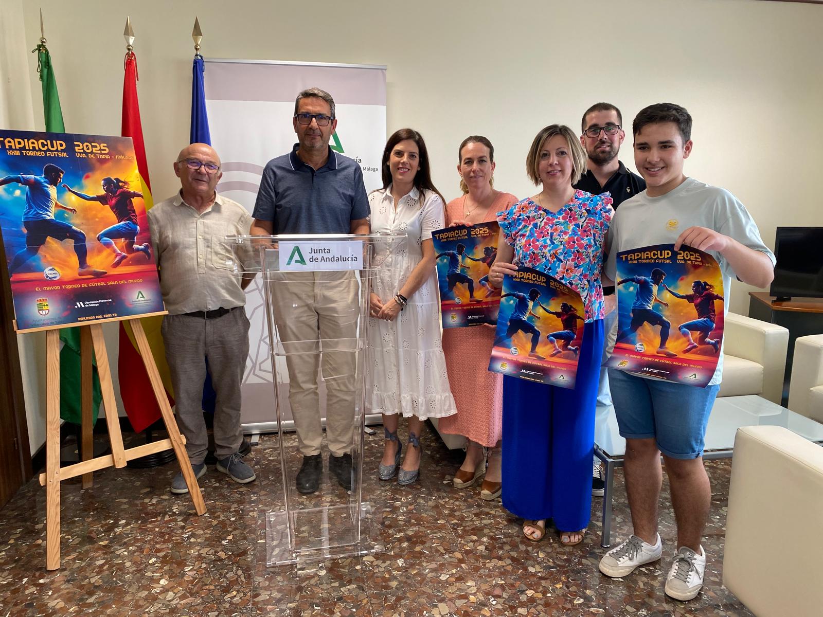 Presentación de el torneo de fútbol sala TapiaCup