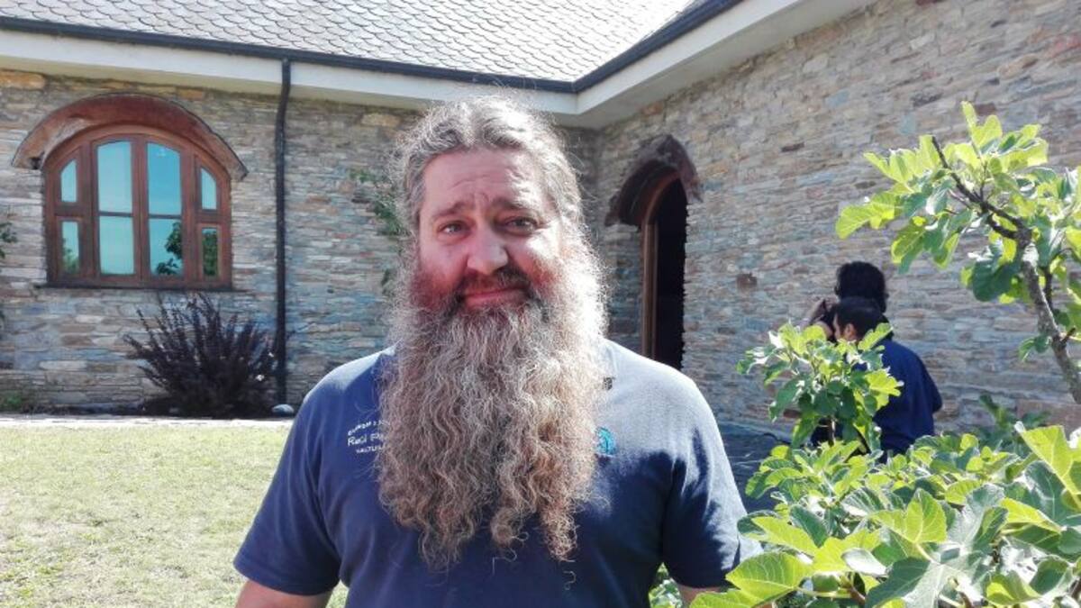 El enólogo berciano Raúl Pérez proyecta abrir una nueva bodega en el entorno de Castro Ventosa.