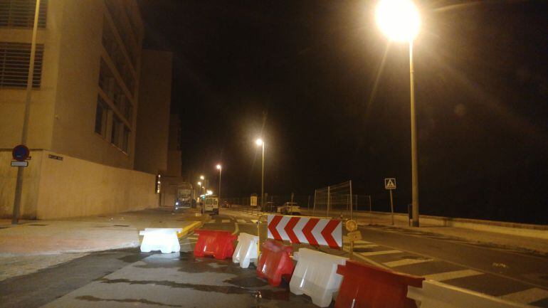 Paseo Marítimo cortado por las obras del carril bici