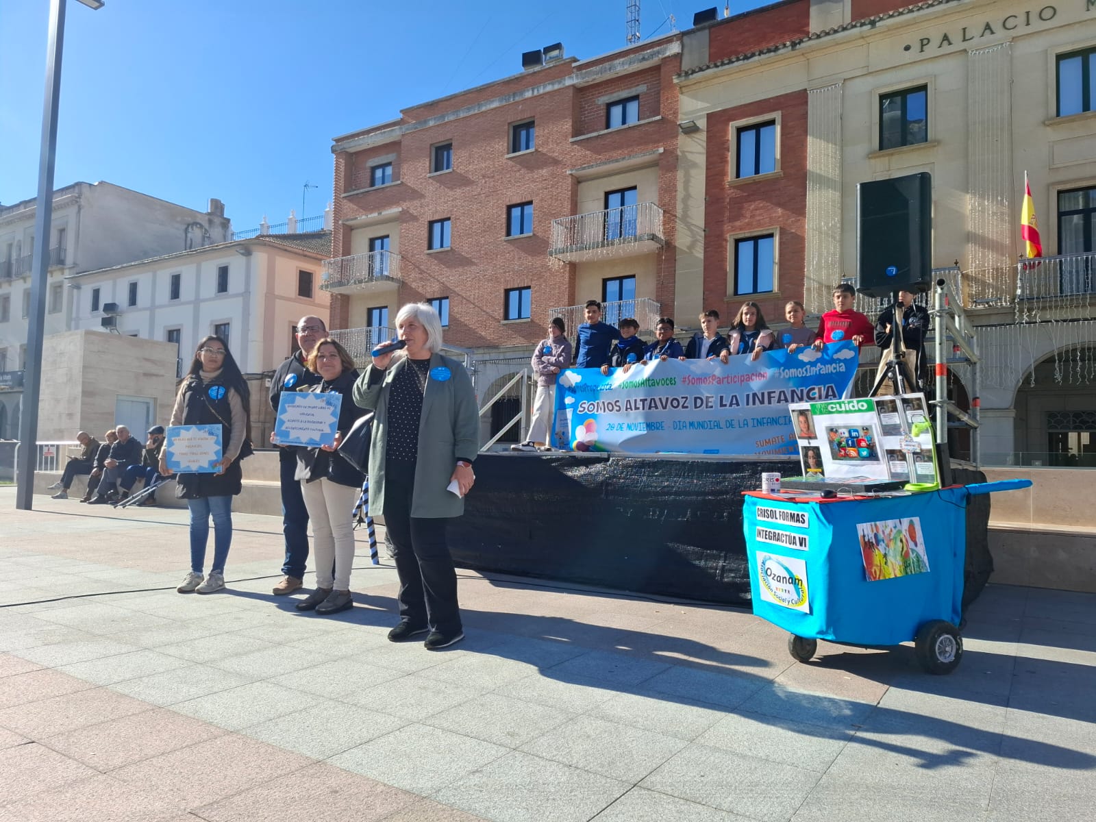 Escolares de Don Benito reivindican sus derechos en el Día Mundial de la Infancia