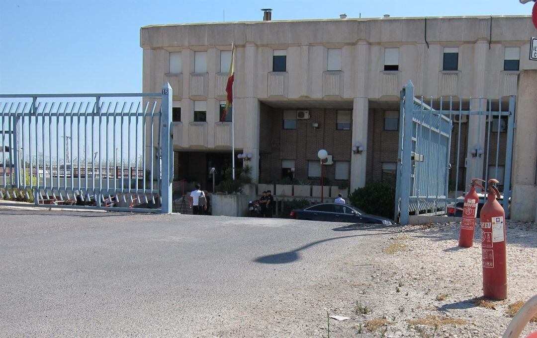 El Centro de Internamiento de Emigrantes (CIE) de Sangonera la Verde (Murcia)