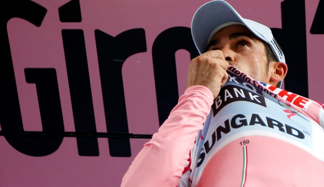 El español ha ampliado su ventaja como líder del Giro en la cronoescalada de la 16ª etapa del Giro