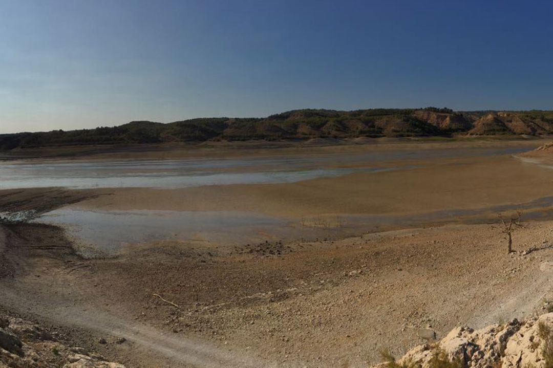 Foto de archivo de la cola del pantano del Negratín, en la comarca de Baza.