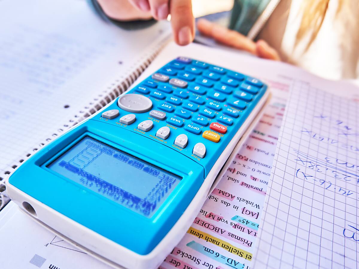 Olimpiadas Matemáticas, un millar de alumnos alicantinos competirán para resolver 'problemas olímpicos'