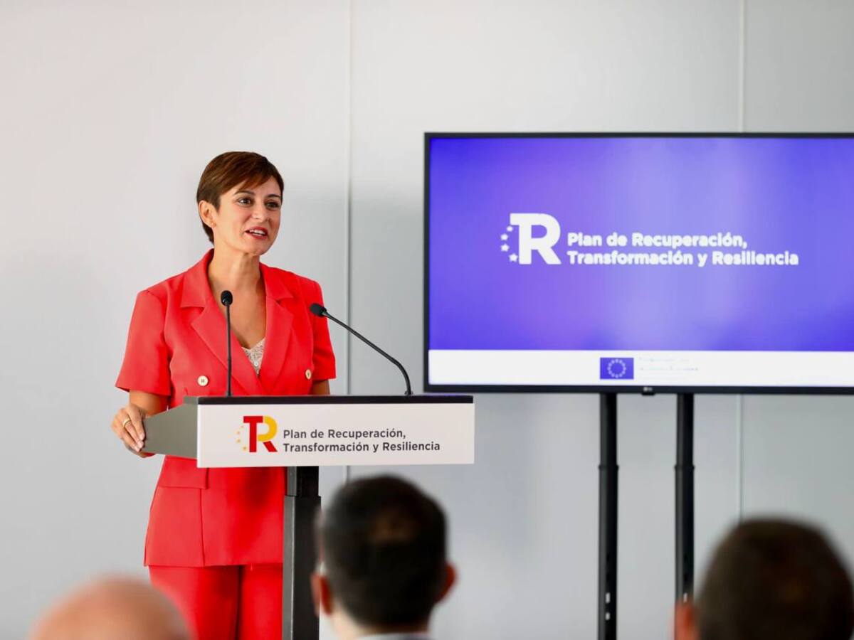 Isabel Rodríguez anuncia en Calahorra 154 millones de euros en subvenciones para la transformación digital de entidades locales