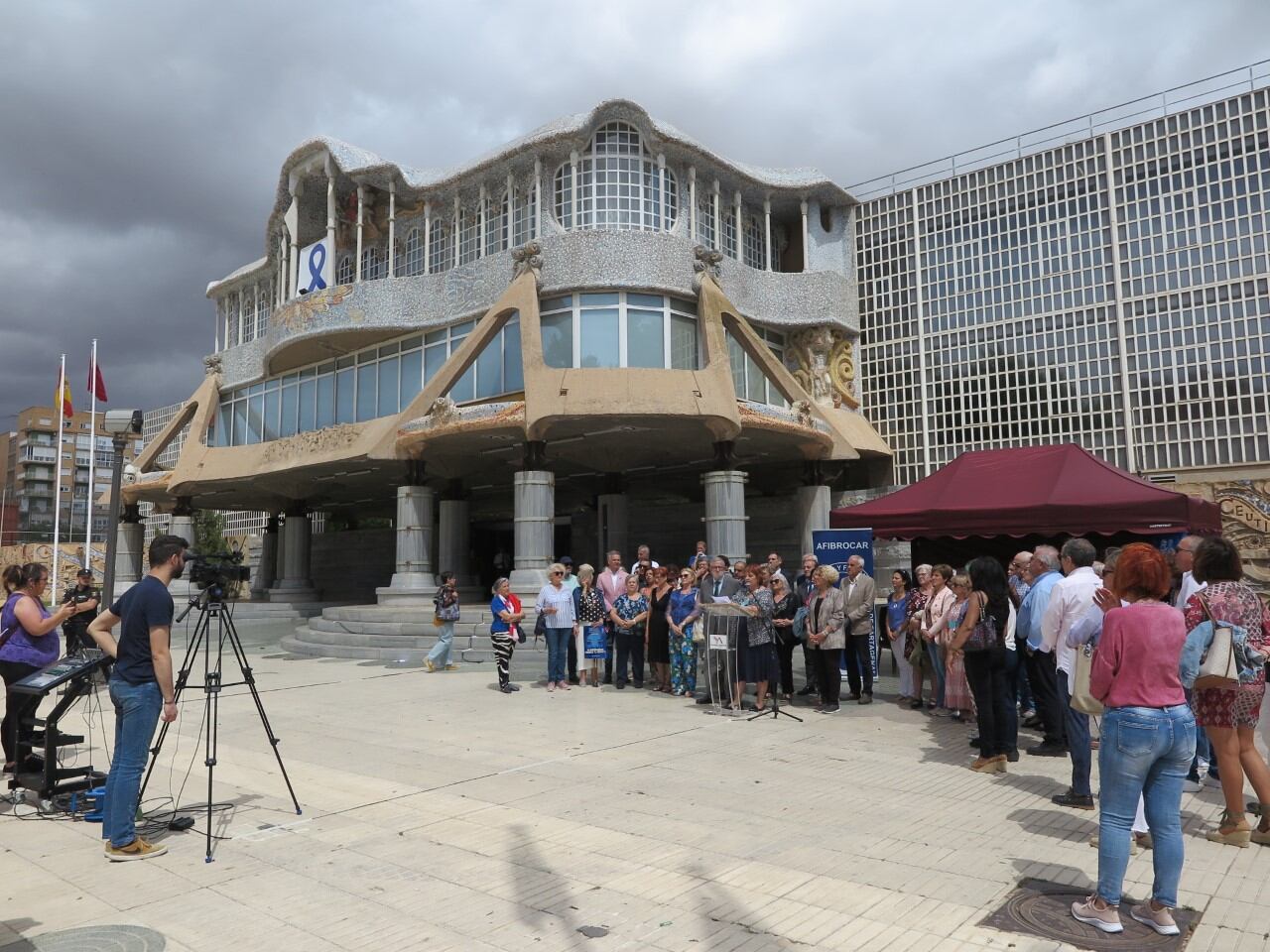 Enfermos con fibromialgia en la Asamblea Regional