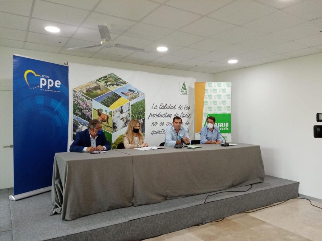 Foto de la reunión de este lunes en Asaja-Cádiz