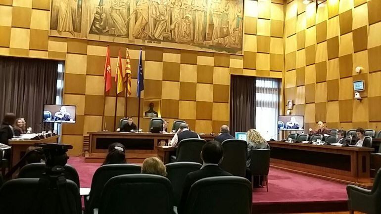 Comisión de Hacienda en el Ayuntamiento de Zaragoza