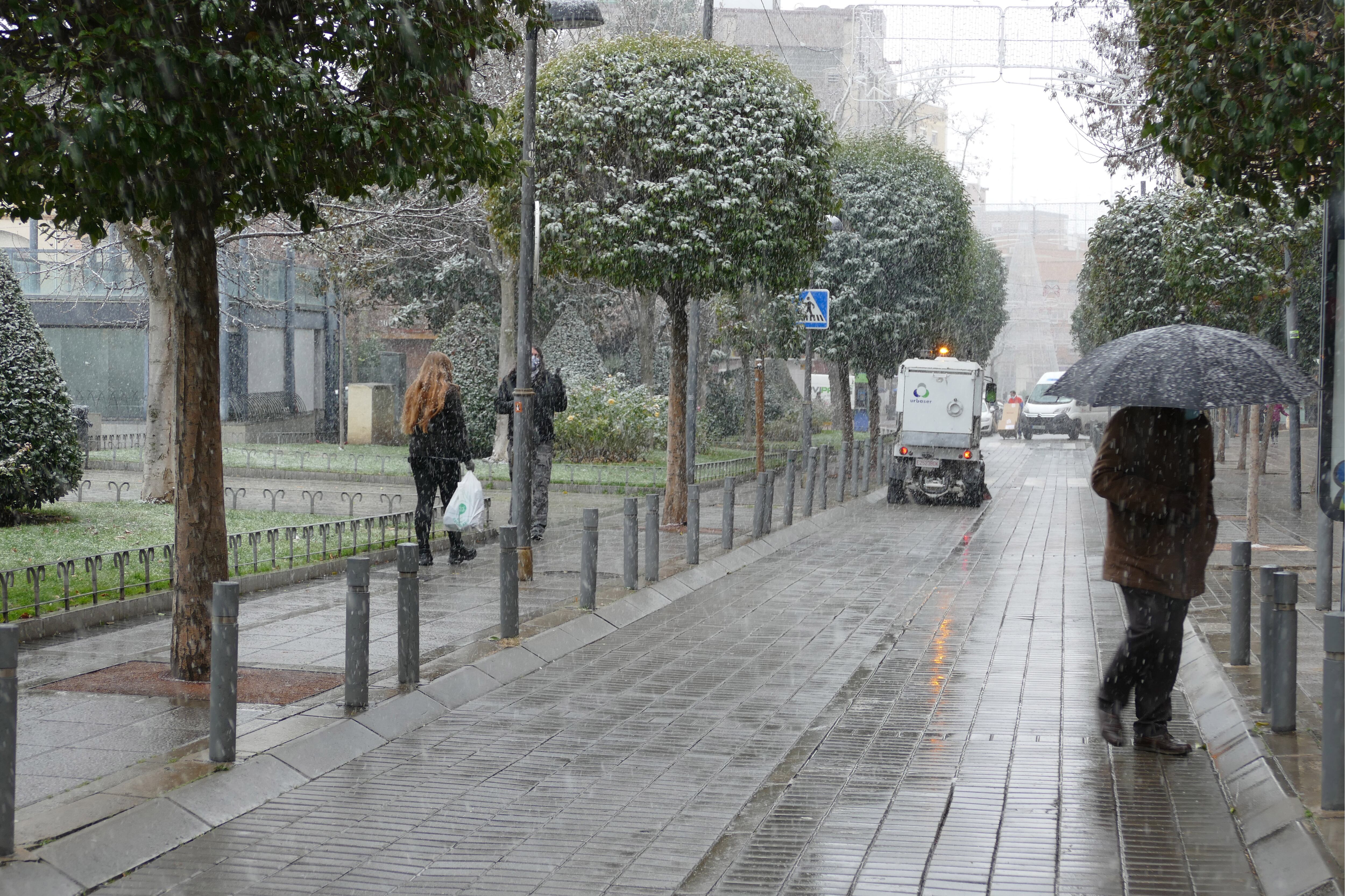 Inclemencias meteorológicas en la Plaza del Pradillo de Móstoles