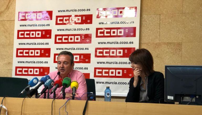 Unos 200.000 trabajadores están pendientes de la firma de sus convenios sectoriales en la región.