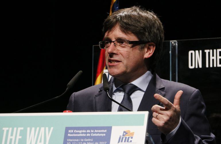 Puigdemont afirma que Europa advierte a España de que no va por buen camino