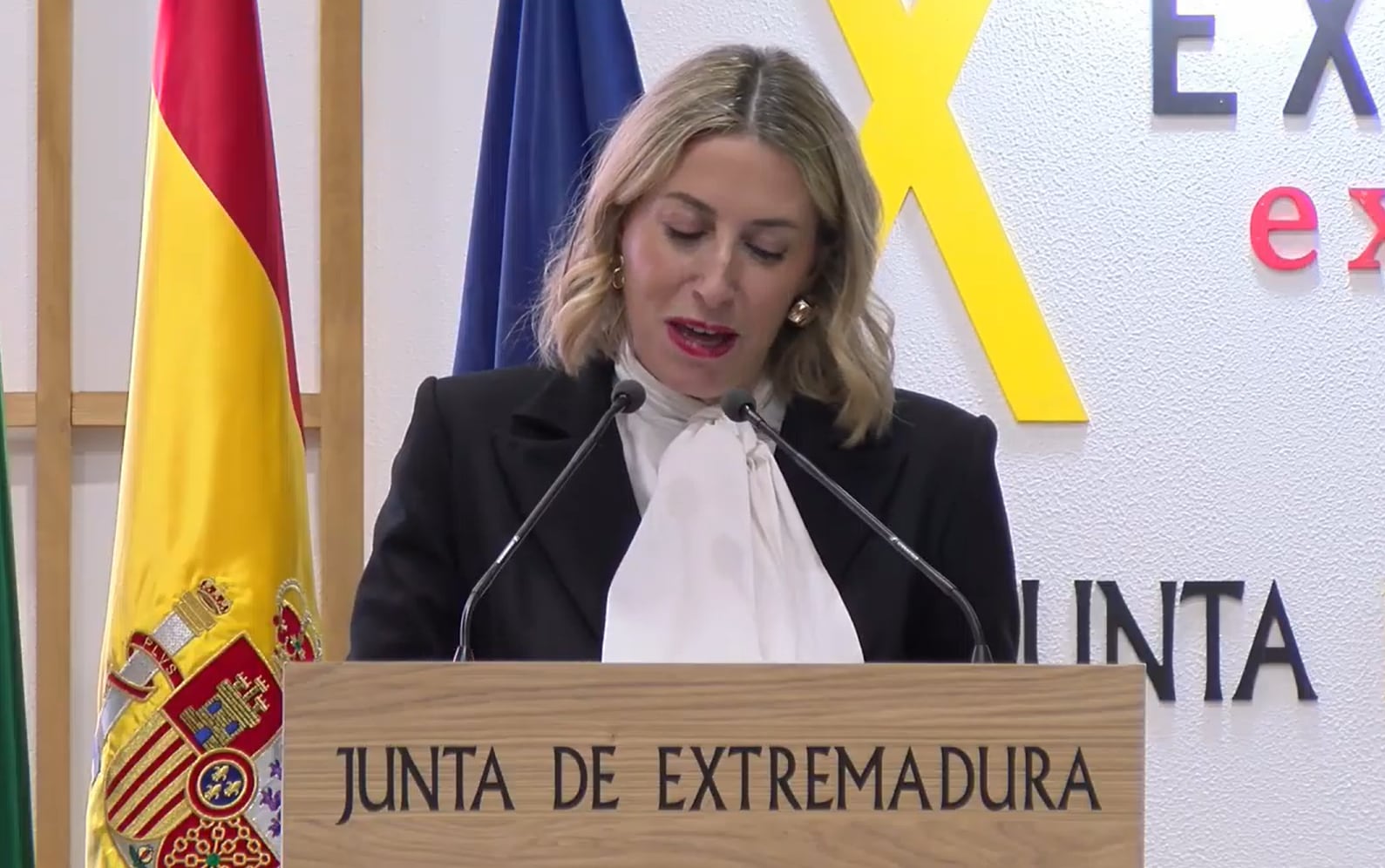 La presidenta en funciones de la Junta de Extremadura durante el acto del Dïa de Extremadura