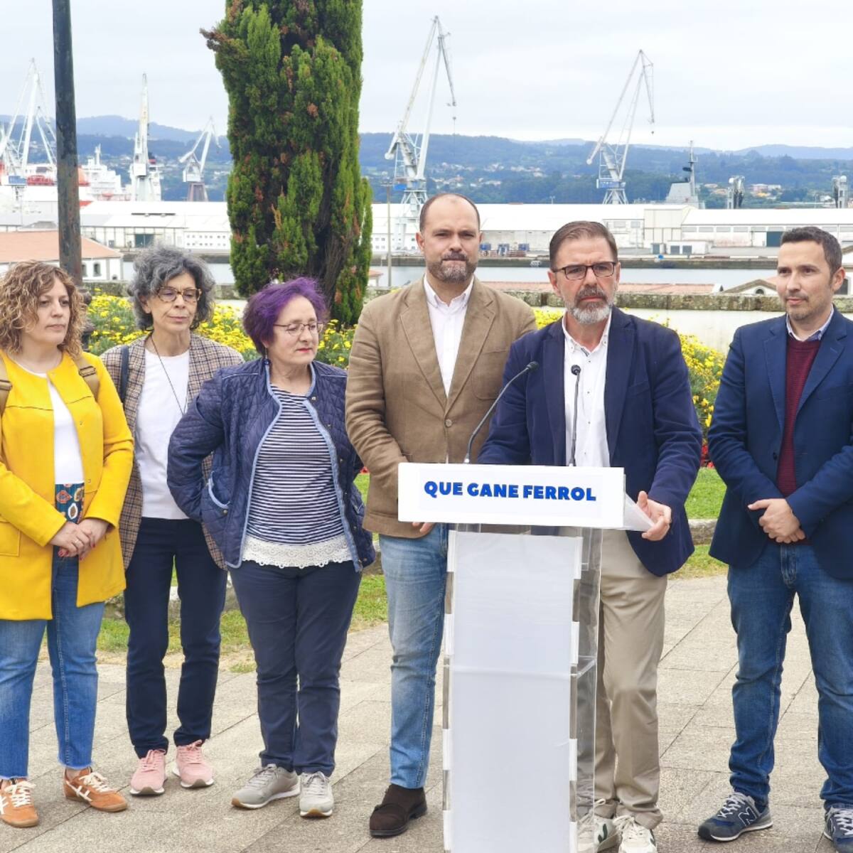 El PSOE pide la dimisión de Rey Varela por rechazar una moción sobre el gasto en Defensa