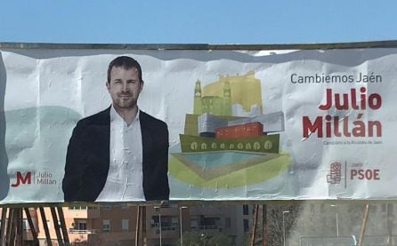 Cartel publicitario de Julio Millán en el barrio del Bulevar.