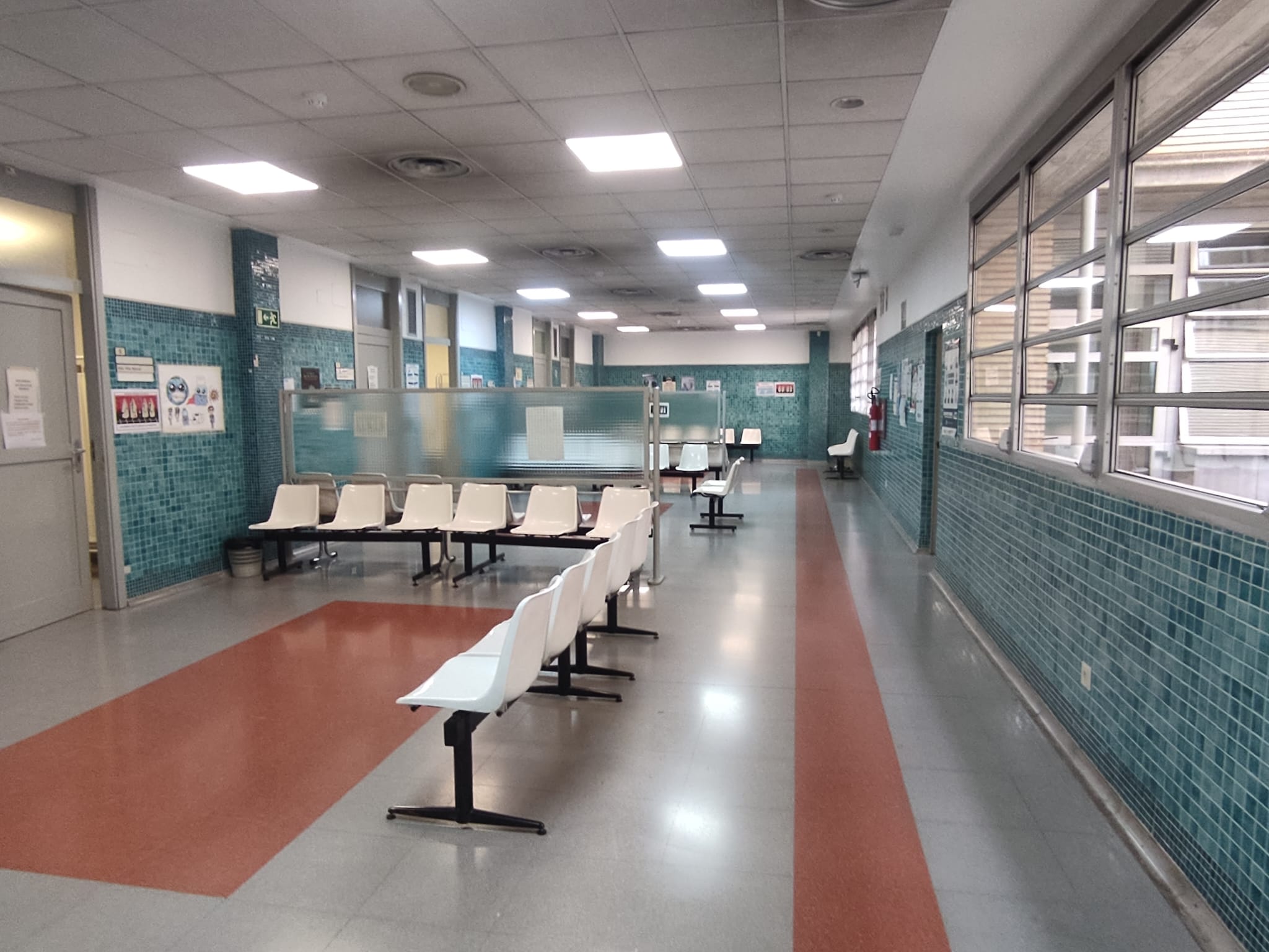 Centro de salud en la jornada de huelga