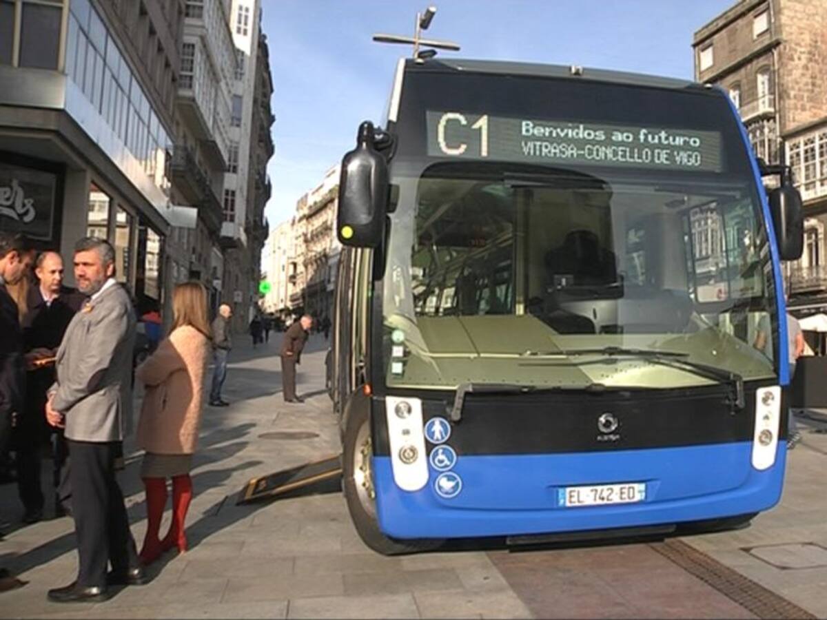 Vitrasa testa el bus del futuro