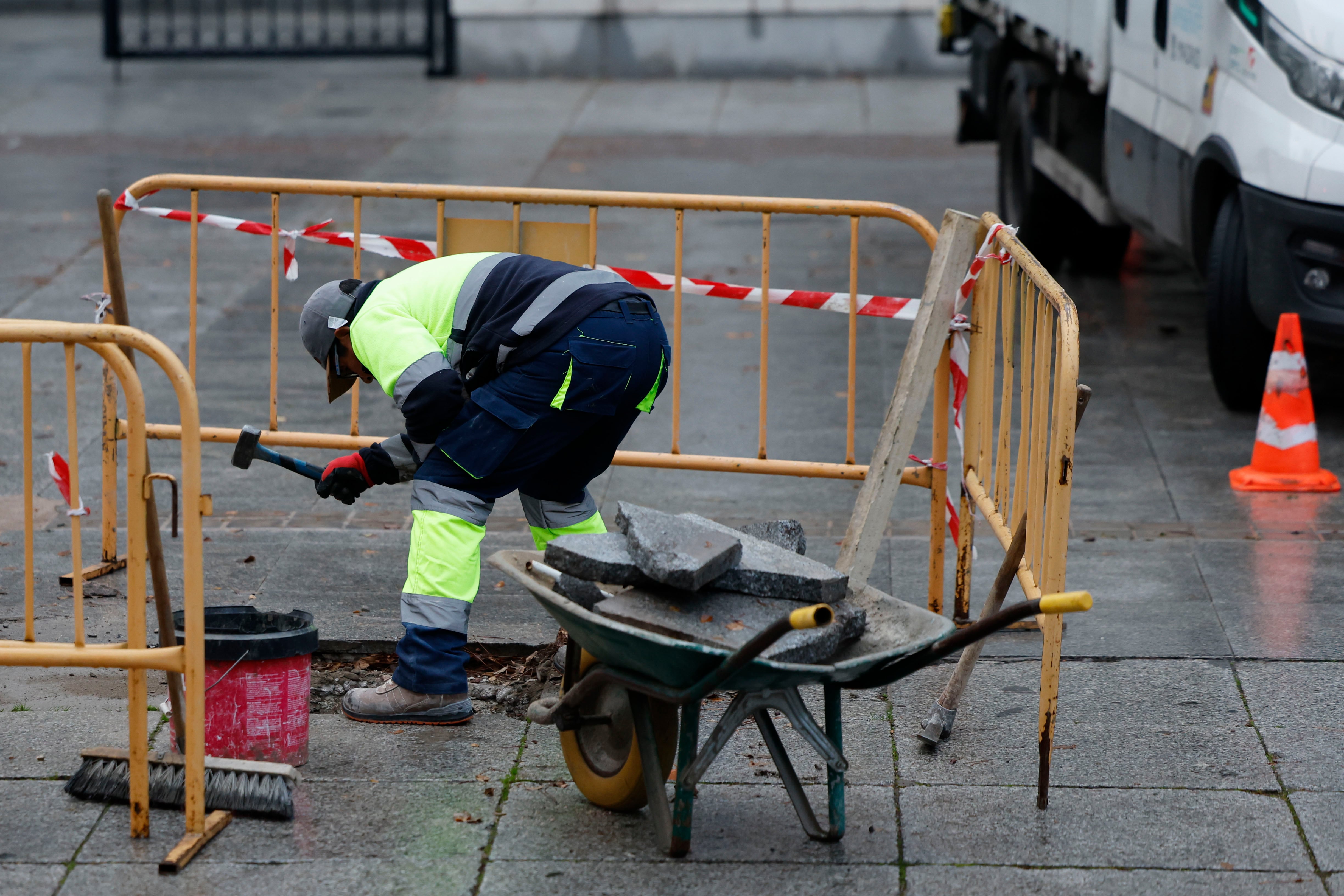 El paro en el sur de Madrid ha descendido muy por encima de la media regional