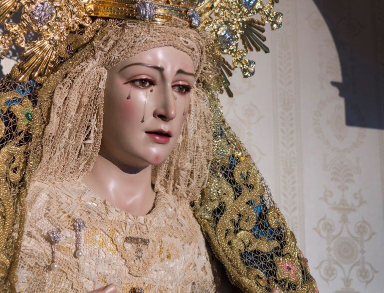 Virgen de la Salud, obra de Antonio Fernández Díaz