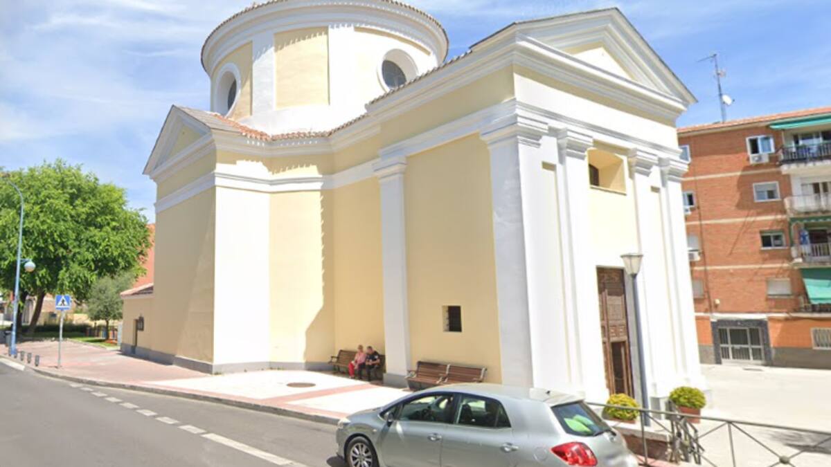 Óscar Hidalgo, presidente de la Asociación de Vecinos del barrio de San Nicasio, habla de las peticiones vecinales ante la Junta de Distrito.