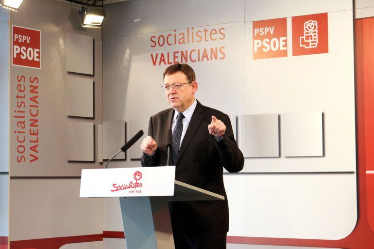 FOTO I TALL DE VEU: El socialista Ximo Puig lamenta que la legislatura al País Valencià &quot;va començar amb Gürtel i acaba amb Gürtel&quot;