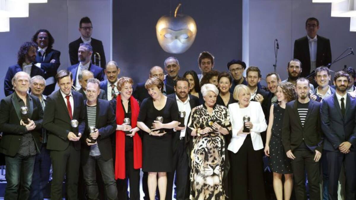 'Cuando deje de llover' triunfa en unos Max reivindicativos sobre el IVA