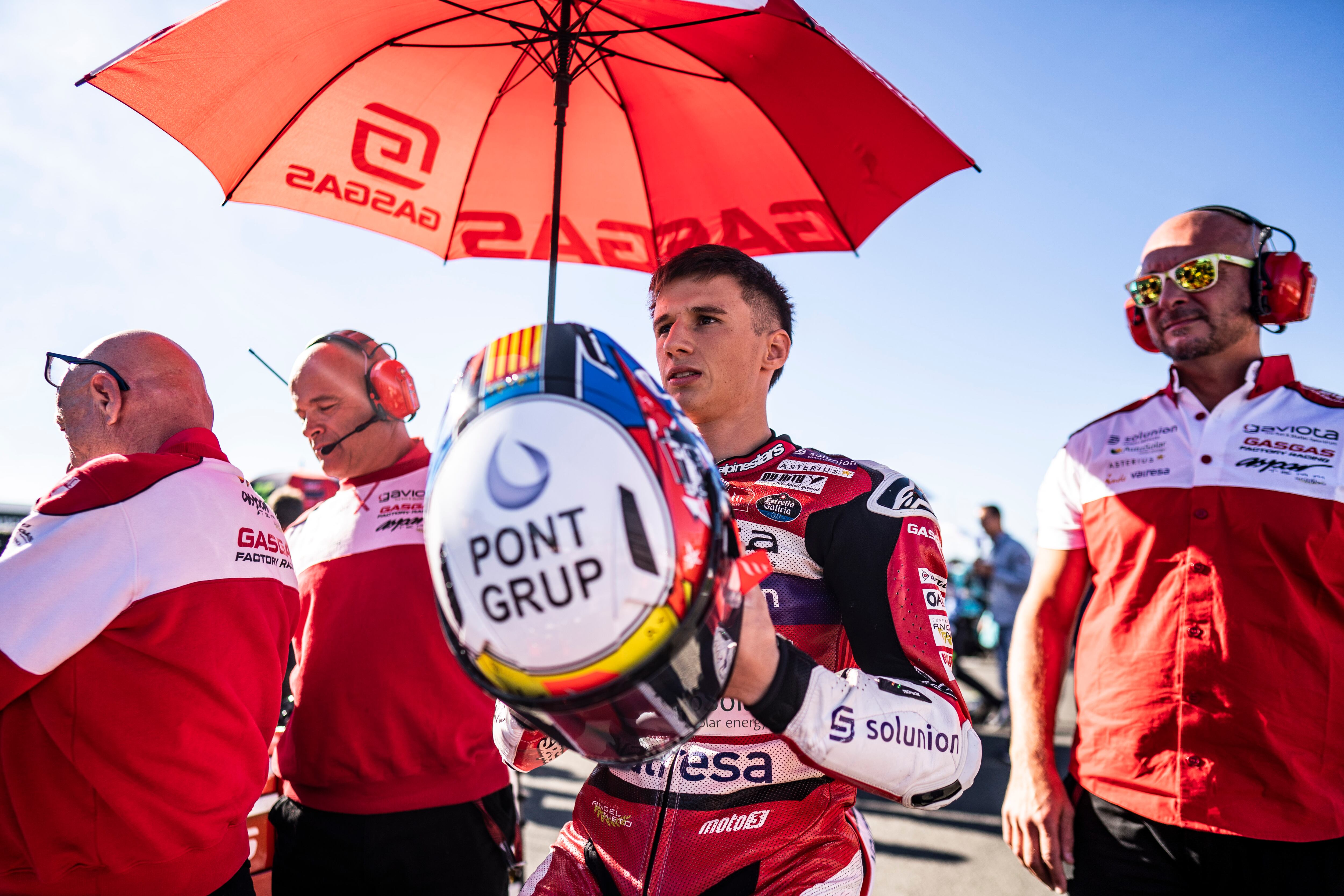 El piloto Sergio García, subcampeón del Mundo de Moto3, estuvo en Málaga