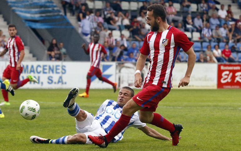 Fer, de la Gimnástica, en el playoff del año pasado frente al Atlético B