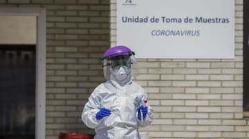 España registra sus peores 24 horas con 832 nuevos muertos hasta un total de 5.690